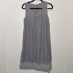 Gray Sleeveless Dress with White Pattern
